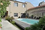 Quaint villa in Castelnau-Valence with private pool