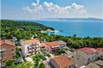 Apartments by the sea Selce