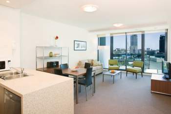 Melbourne Short Stay Apartments, 9K