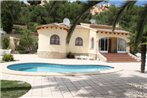 Alldo - hill side with private pool in Moraira