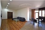 Tumanyan street 3 bedroom Deluxe apartment with Large Balcony TM662