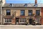 The Ancient Gatehouse & Rugantino Restaurant