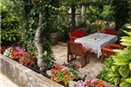 Apartment House in Flowers