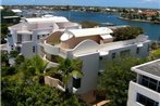 Mariner Cove 1 - 2 BDRM Apt on Parkyn Pde