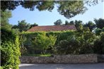 Apartments by the sea Mudri Dolac