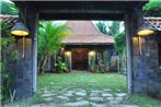 Astuti Gallery Homestay