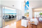 The White House - Central Coolum with Spectacular Ocean Views and WiFi