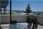 Mollymook Luxury Beachfront Apartment 3