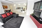 Darlinghurst Fully Self Contained Modern 1 Bed Apartment (11GOUL)