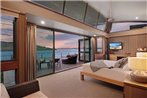 Yacht Club Villa 33 - Serenity - 4 Bedroom 4 Bathroom House Ocean Views 2 Buggies