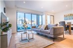 Luxurious Townhouse With Natural Light In Rosebery