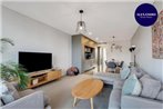 STYLISH CAMPERDOWN APARTMENT and PARKING INC