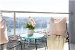 A Spacious 2BR Apt with an Amazing View Over Darling Harbour
