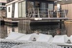 Houseboat by C-Hotels Burlington