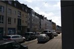 Bonn-Sudstadt Apartment Whitesmoke