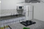 Casa 3: Com Piscina - 2 Quartos (1 Suite) em Condominio Fechado