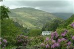 Tŷ Afon - River House