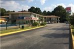 Red Carpet Inn - Opelika