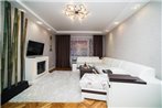 Apartment on Kolas Square