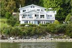 Beach House Salt Spring