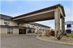 Lexington Inn & Suites-Windsor