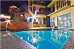 Capricorn One Beachside Holiday Apartments - Official