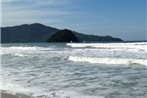 Casa na Praia de Ubatuba com Piscina