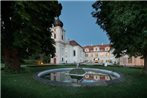 Chateau Loucen Garden Retreat