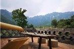 Zhongxiangjie Great Wall Courtyard