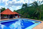 Finca con Piscina Privada Girardot