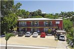 Colonial Court Beachfront Motel & Holiday Stay