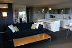 Coorong Waterfront Retreat