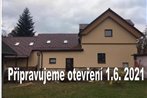 Apartmanovy dum 13 Podkrovi 1