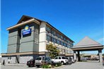 Days Inn & Suites Langley