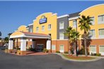 Days Inn & Suites by Wyndham Savannah North I-95