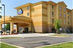 Days Inn & Suites by Wyndham Russellville