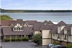 Days Inn and Suites Saint Ignace Lakefront