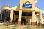 Days Inn and Suites Tyler