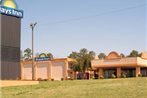 Days Inn by Wyndham Clanton AL