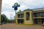 Days Inn by Wyndham Nashville Saint Thomas West Hospital