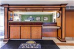 Days Inn & Suites Detroit Warren/Sterling Heights