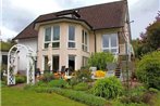 Cozy Apartment in Bellenberg with Sunbathing Lawn