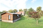 Lovely Bungalow near Sea in Elmenhorst