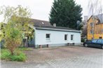 Serene Holiday Home in Naumburg near River