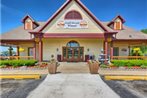 Econo Lodge Inn & Suites Hillsboro/Portland