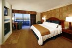 456 Embarcadero Inn & Suites