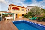 Luxurious Holiday Home in Vendrell with Swimming Pool