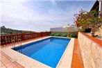 Country house with pool in Frigiliana