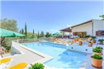 Cala San Vicente Villa Sleeps 12 Pool Air Con WiFi