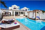 Playa Blanca Villa Sleeps 6 Pool Air Con WiFi